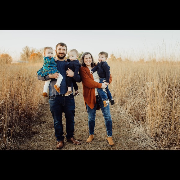 Meet your Posher, Melia - Picture 2 of 2